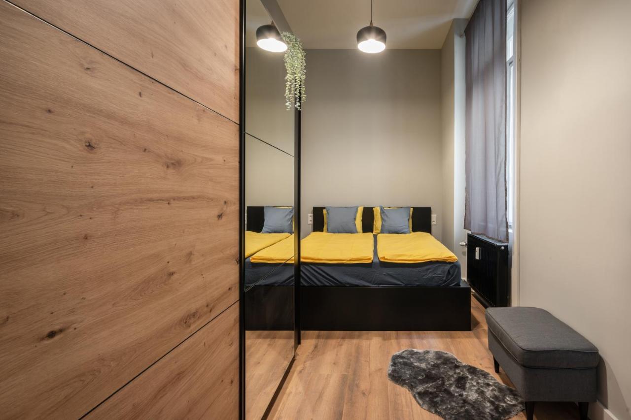 Appartamento Buenos Boutique - A/C, 2 Bathrms, Amazing View Budapest Esterno foto