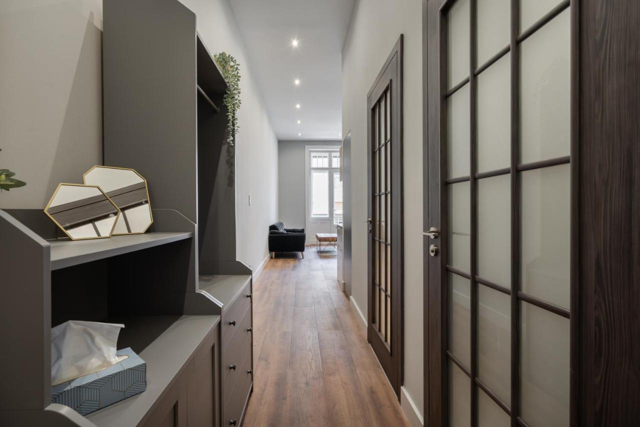 Appartamento Buenos Boutique - A/C, 2 Bathrms, Amazing View Budapest Esterno foto